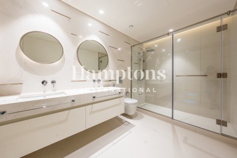 Apartment in Dubai Harbour, Dubai 3 bedrooms, 197.92984150 sq.m. № 102093 - photo 8