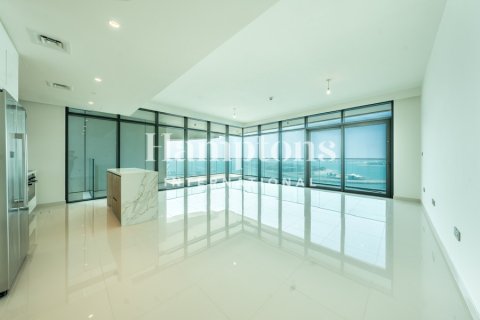 Apartment in Dubai Harbour, Dubai 3 bedrooms, 197.92984150 sq.m. № 102093 - photo 4