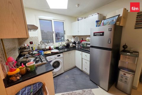 Apartamento en Dubai Sports City, Dubai, 2 dormitorios, 129.1 m², № 141657 - foto 16