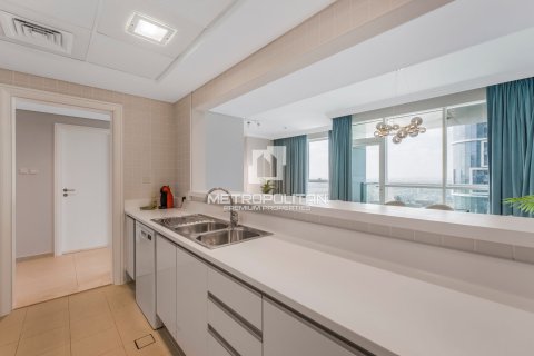 Apartment in Jumeirah Beach Residence, Dubai 2 bedrooms, 158 sq.m. № 14675 - photo 8