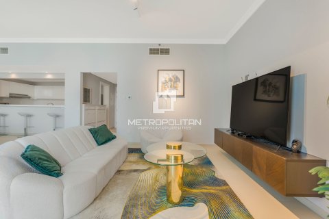 Apartment in Jumeirah Beach Residence, Dubai 2 bedrooms, 158 sq.m. № 14675 - photo 5