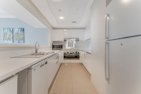 Apartment in Jumeirah Beach Residence, Dubai 2 bedrooms, 158 sq.m. № 14675 - photo 7