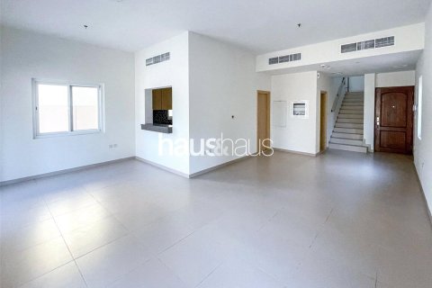 Adosado en Villanova, Dubai Land, Dubai, 3 dormitorios, 244 m², № 44079 - foto 3