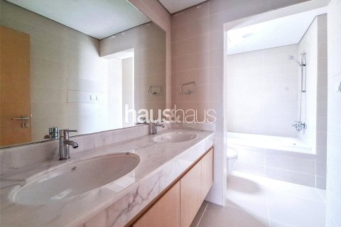 Adosado en Villanova, Dubai Land, Dubai, 3 dormitorios, 244 m², № 44079 - foto 8