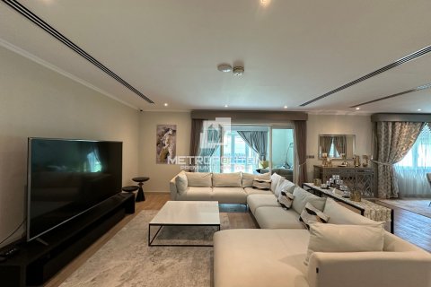 Villa en Jumeirah Park, Dubai, 4 dormitorios, 403 m², № 73620 - foto 7