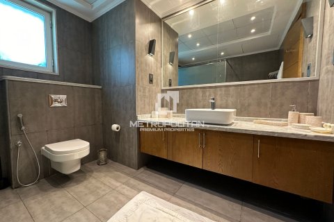 Villa en Jumeirah Park, Dubai, 4 dormitorios, 403 m², № 73620 - foto 28