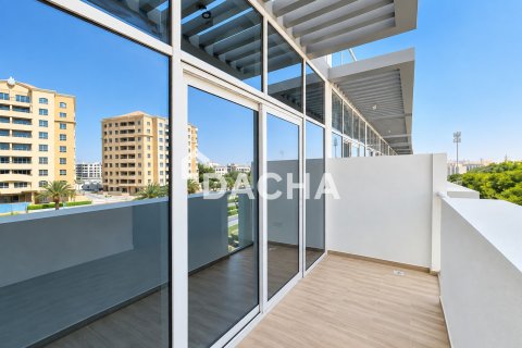 Townhouse in Dubai Investment Park, Dubai 4 bedrooms, 245 sq.m. № 141364 - photo 10