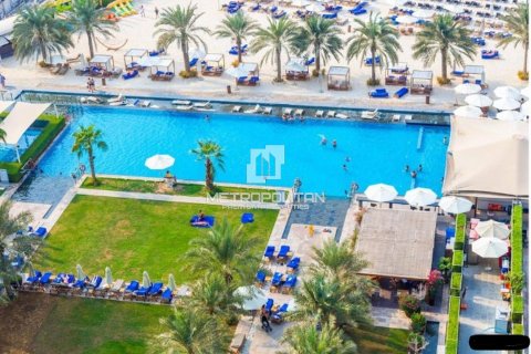 Apartment in The Walk, Jumeirah Beach Residence, Dubai 2 bedrooms, 158 sq.m. № 6287 - photo 6