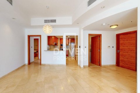 Снять в аренду квартиру в Trident Grand Residence, Дубай Марина, Дубай: 3 спальни, 164.72м², № 129189 - фото 3