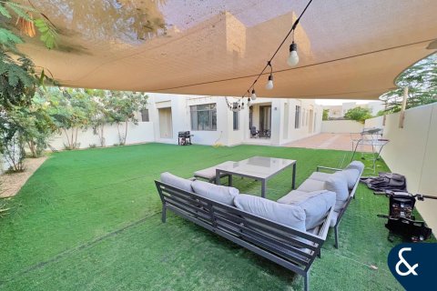 Вилла в Mira Oasis, Рим, Дубай, 3 спальни, 236м², № 79171