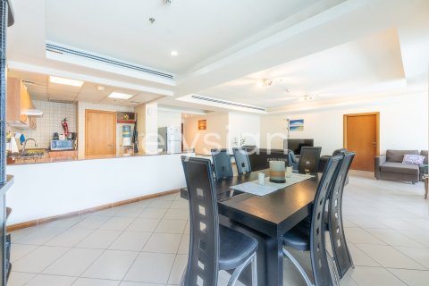 Apartment in Marina Diamonds, Dubai Marina, Dubai 3 bedrooms, 189 sq.m. № 38052 - photo 15