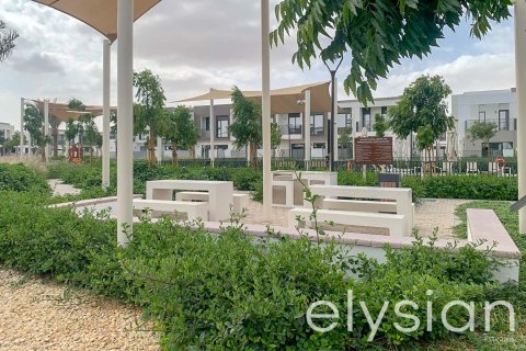 Townhouse in EMAAR South, Dubai South (Dubai World Central), Dubai 3 bedrooms, 144 sq.m. № 38061 - photo 19