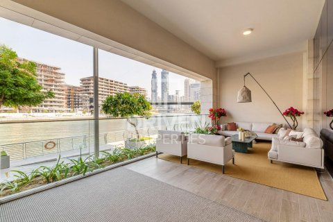 Снять в аренду квартиру в Аль-Васле, Дубай: 3 спальни, 366.78м², № 137107 - фото 23