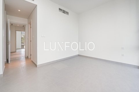 Снять в аренду виллу в Дубай Хилс Эстейт, Дубай: 3 спальни, 269м², № 46420 - фото 11