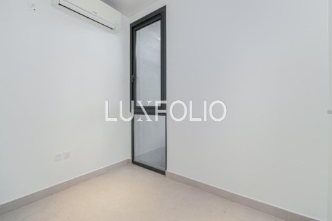 Снять в аренду виллу в Дубай Хилс Эстейт, Дубай: 3 спальни, 269м², № 46420 - фото 13