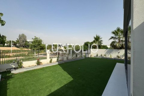 Снять в аренду виллу в Sidra Villas, Дубай Хилс Эстейт, Дубай: 4 спальни, 462м², № 46419 - фото 11
