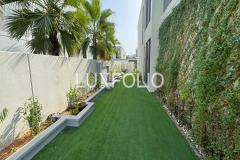 Снять в аренду виллу в Sidra Villas, Дубай Хилс Эстейт, Дубай: 4 спальни, 462м², № 46419 - фото 18