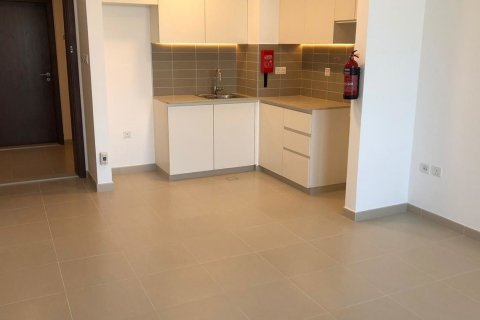 Apartment in HAYAT BOULEVARD in Town Square, Dubai 4 bedrooms, 215 sq.m. № 30186 - photo 2