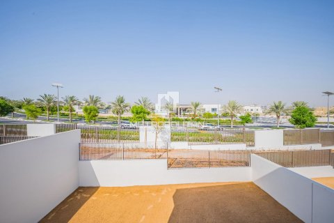 Villa in Al Furjan, Dubai 4 bedrooms, 420 sq.m. № 73279 - photo 6
