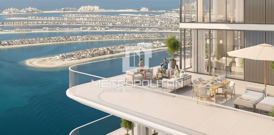 Apartment in EMAAR Beachfront, Dubai Harbour, Dubai 4 bedrooms, 225 sq.m. № 3738