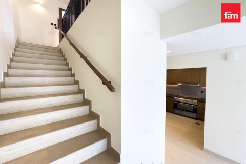 Townhouse in Dubai 3 bedrooms, 144 sq.m. № 141785 - photo 5