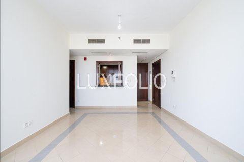 Снять в аренду квартиру в The Views, Дубай: 1 спальня, 80м², № 45307 - фото 3