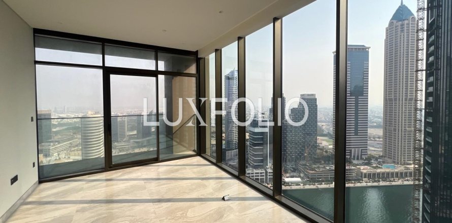 Квартира в Бизнес-Бэе, Дубай, 3 спальни, 160м², № 45317