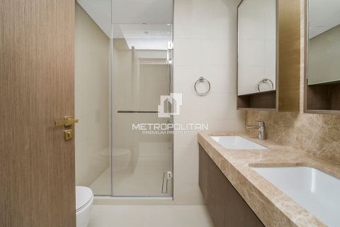 Apartment in EMAAR Beachfront, Dubai Harbour, Dubai 2 bedrooms, 146 sq.m. № 15309 - photo 11