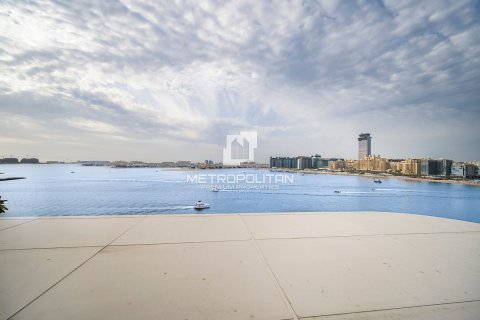 Apartment in EMAAR Beachfront, Dubai Harbour, Dubai 2 bedrooms, 146 sq.m. № 15309 - photo 12