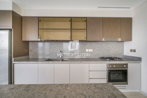 Apartment in EMAAR Beachfront, Dubai Harbour, Dubai 2 bedrooms, 146 sq.m. № 15309 - photo 5