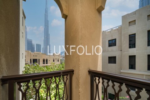 Apartment in Old Town, Dubai 2 bedrooms, 134 sq.m. № 45565 - photo 12