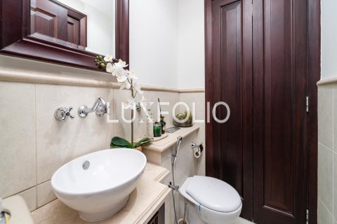 Apartment in Old Town, Dubai 2 bedrooms, 134 sq.m. № 45565 - photo 11