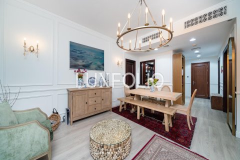 Квартира в Old Town, Дубай, 2 спальни, 134м², № 45565