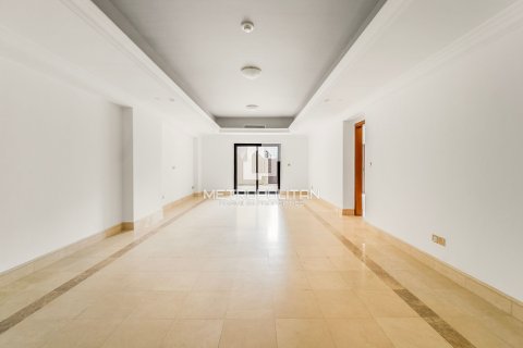 Таунхаус в Пальме Джумейре, Дубай, 3 спальни, 456м², № 15426