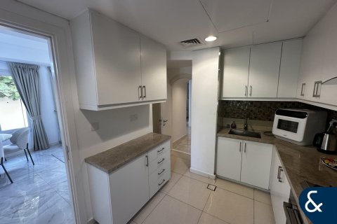 Villa en Springs 10, The Springs, Dubai, 3 dormitorios, 167 m², № 75045 - foto 5