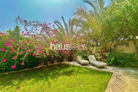 Villa in The Springs, Dubai 2 bedrooms, 167 sq.m. № 44198 - photo 19
