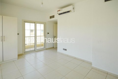 Villa in The Springs, Dubai 2 bedrooms, 162 sq.m. № 44255 - photo 9