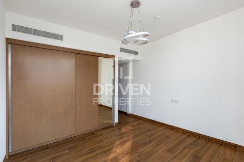 Villa in Al Furjan, Dubai 4 bedrooms, 586.68 sq.m. № 136627 - photo 12