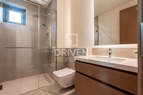 Villa in Al Furjan, Dubai 4 bedrooms, 586.68 sq.m. № 136627 - photo 19