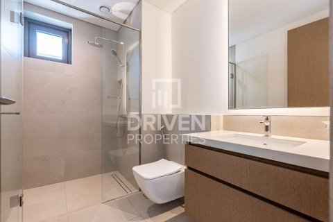 Villa in Al Furjan, Dubai 4 bedrooms, 586.68 sq.m. № 136627 - photo 24