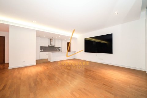 Квартира в Аль-Васле, Дубай, 2 спальни, 177м², № 114834