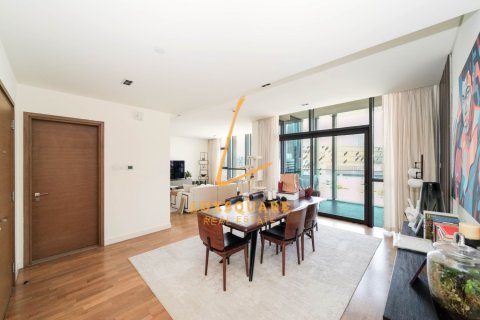 Apartamento en Al Wasl, Dubai, 2 dormitorios, 177 m², № 114835 - foto 2