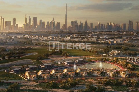 Villa in Dubai 5 bedrooms, 2335 sq.m. № 101396 - photo 2