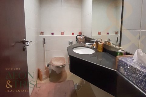 Apartamento en Jumeirah Lake Towers, Dubai, 2 dormitorios, 123 m², № 60769 - foto 3