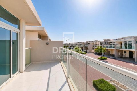Maison de ville à Dubai, 3 chambres, 112.23 m², № 142915 - photo 10