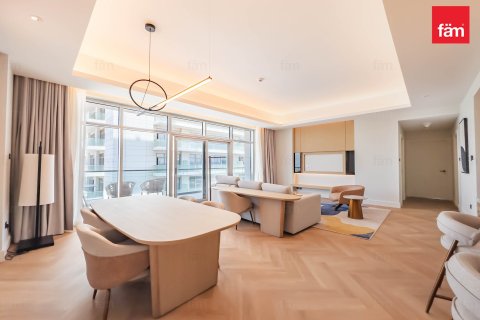 Apartment in Al Barsha, Dubai 2 bedrooms, 138.2 sq.m. № 113491 - photo 7