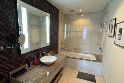 Apartment in Dubai 1 bedroom, 87.25 sq.m. № 23270 - photo 5
