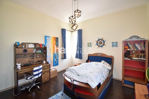 Снять в аренду виллу в Арабиан Ранчес, Дубай: 3 спальни, 331м², № 44788 - фото 11