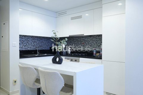 Снять в аренду квартиру в Aykon City, Бизнес-Бэй, Дубай: 2 спальни, 75м², № 44785 - фото 3