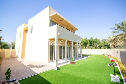 Villa à Arabian Ranches, Dubai, 5 chambres, 450 m², № 44818